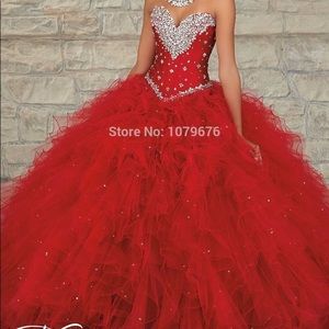 Red Quiceañera dress with silver rihnestones